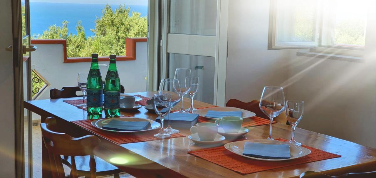 Cichello Apartments Capo Vaticano Extérieur photo
